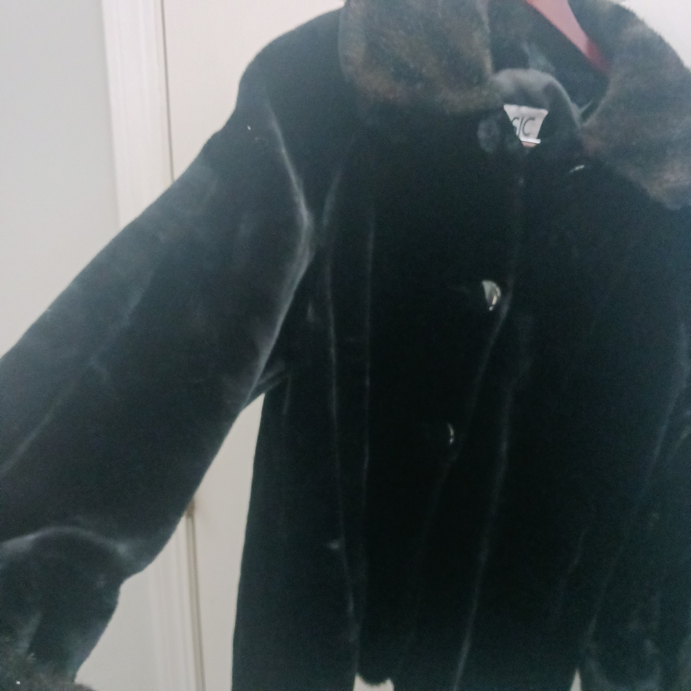 Basic Editions Black Jacket - Picture 7 of 11
